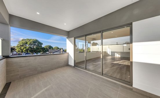 KpHZ1wC0 Custom Home Builder In Melbourne